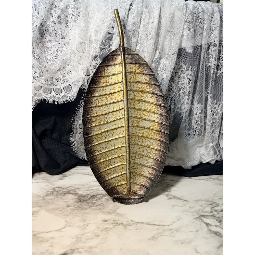 Metal Leaf Wall Hanging Art or Decorative Tray 16